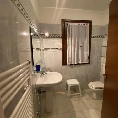 Villa Albarella With Sea View And Pool *
