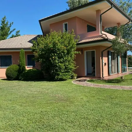 Albarella With Sea View And Pool Villa