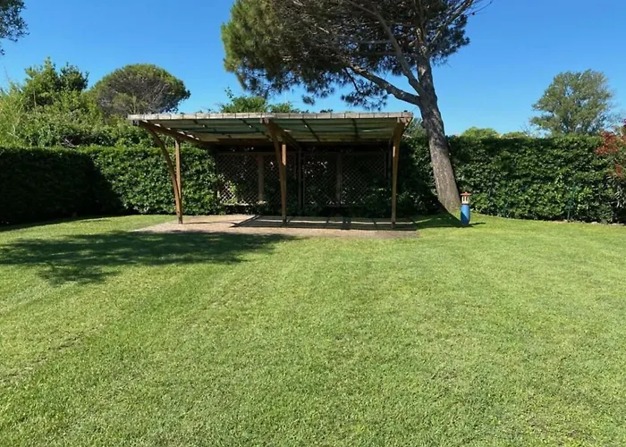 Albarella With Sea View And Pool Villa